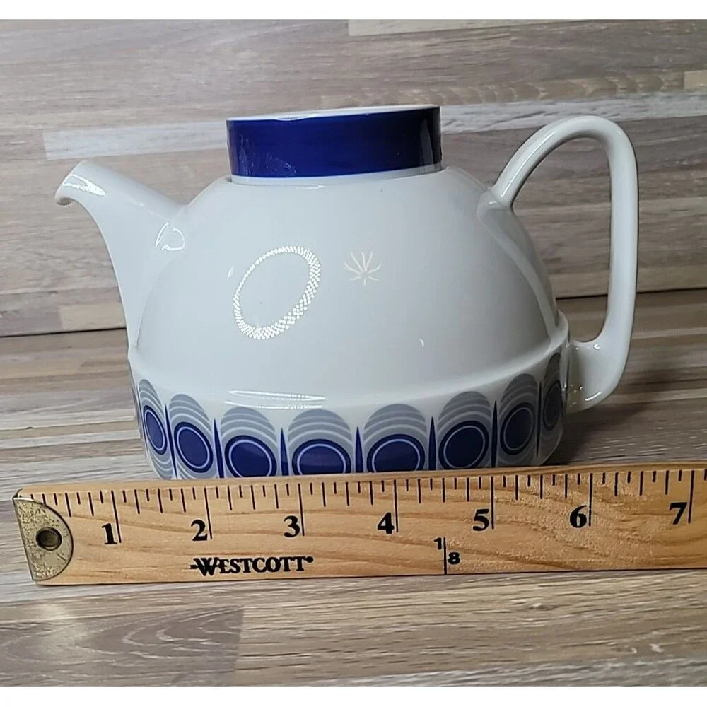 Bavaria Schirnding‎ Ceramic Teapot Blue and White Mid Century Modern Design